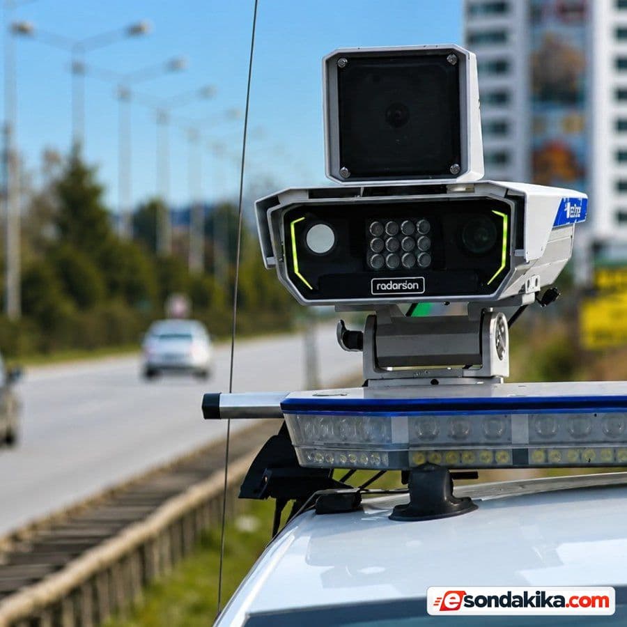 Eight detained in Bursa for creating WhatsApp group about radar and traffic checks