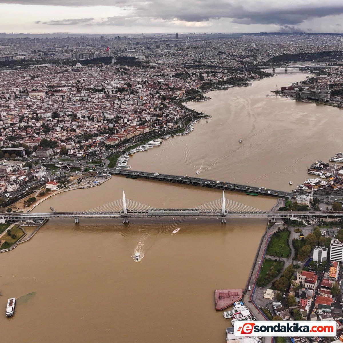 Sea in Istanbul’s Golden Horn turns brown