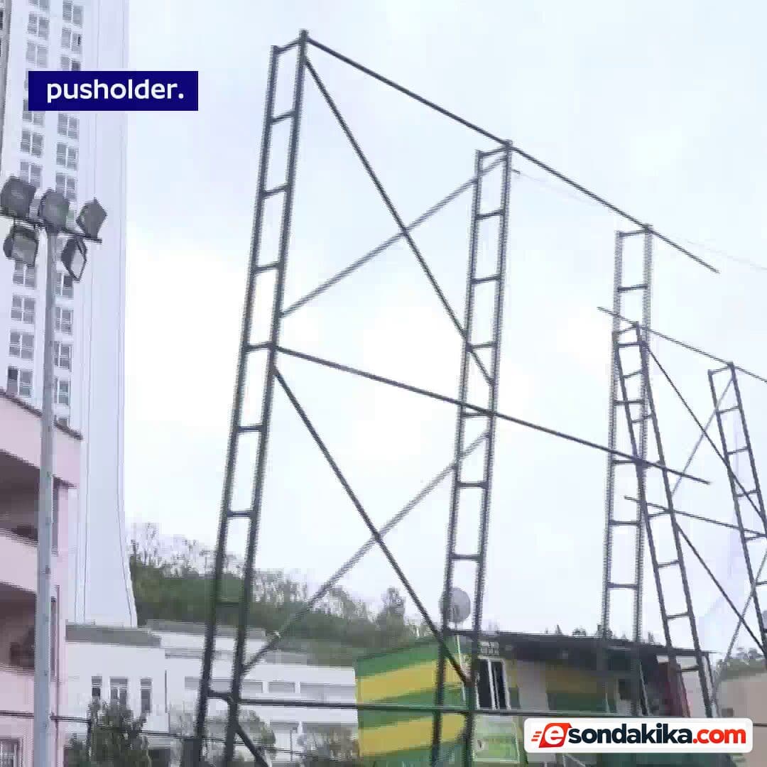 Ayazağa’da dere yatağındaki stadyumun yıkımına başlandı
