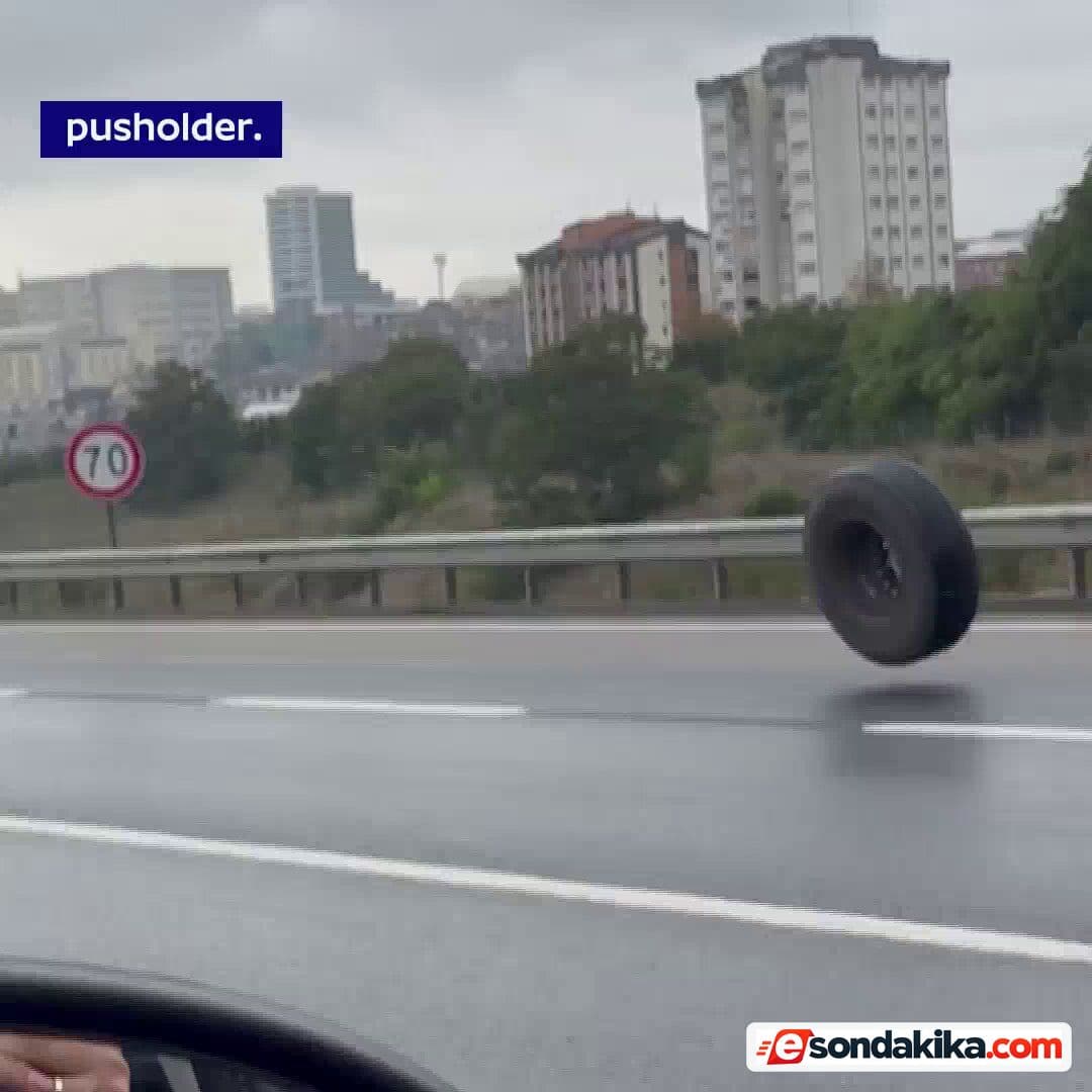 Tire breaks off moving truck in Istanbul and rolls for meters