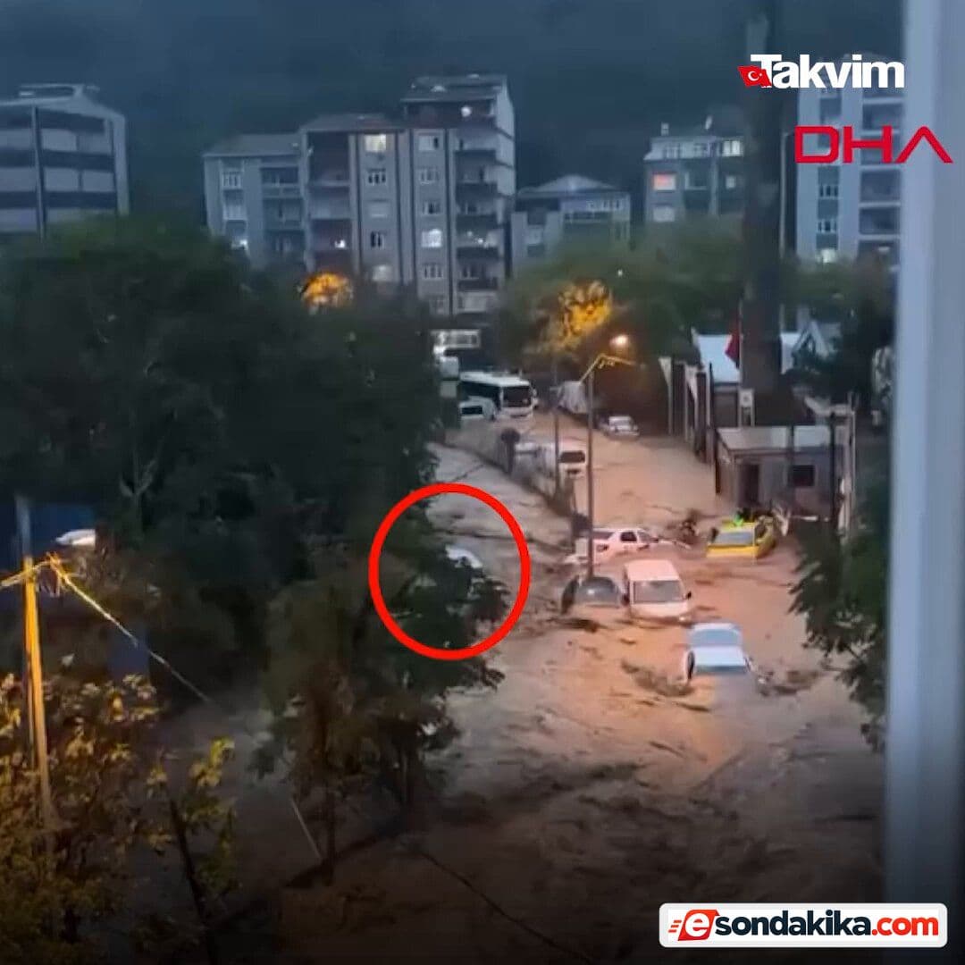 Sarıyer’de selde kaybolan kişinin aracı akıntıya kapıldı
