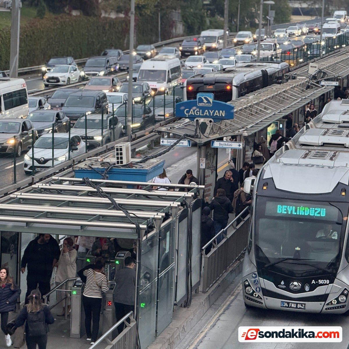 İstanbul’da Maçlar Öncesi Trafik Yoğunluğu Yüzde 71’e Ulaştı