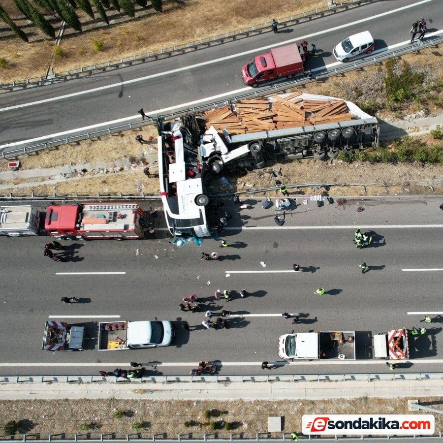 Manisa’daki kazada iki şoför gözaltına alındı
