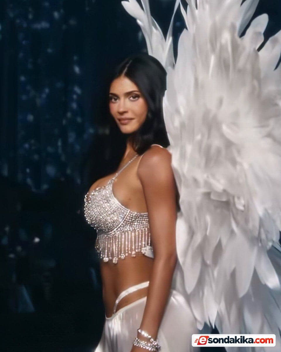 Kylie Jenner walks Victoria’s Secret runway in design featuring 4,410 diamonds